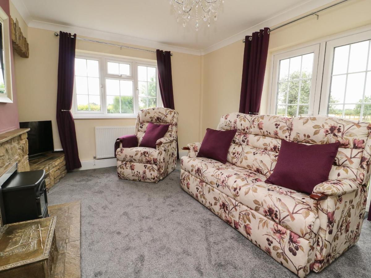 2 Crosslands Villa York Ngoại thất bức ảnh
